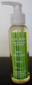 Massage Oil Olive and Soya Oil Kemasan 100ml, Harga Tanpa Pump Rp. 25.000,-